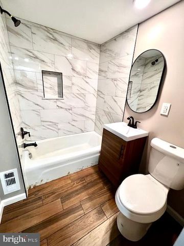 218 COOPER STREET, Beverly, NJ 08010