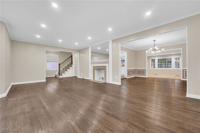 4182 Silsby Road, University Heights, OH 44118