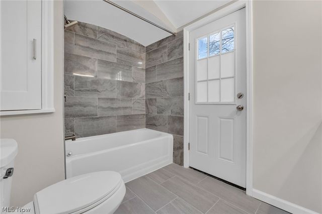 4182 Silsby Road, University Heights, OH 44118