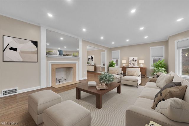 4182 Silsby Road, University Heights, OH 44118