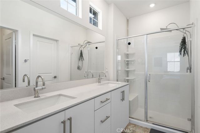 15942 Sparrow Court, Fontana, CA 92336