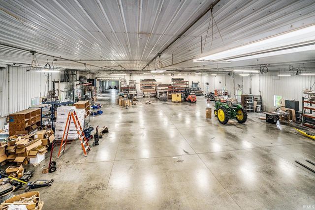 9135 W 750 North, Etna Green, IN 46524