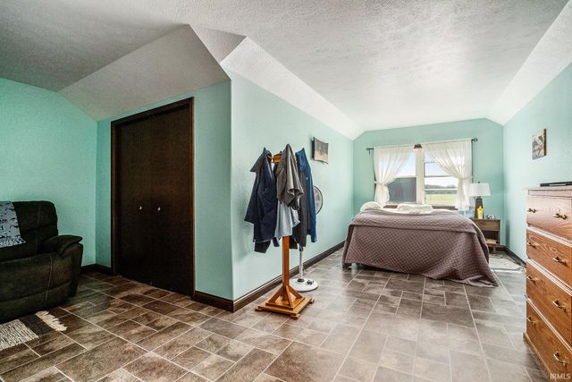 9135 W 750 North, Etna Green, IN 46524