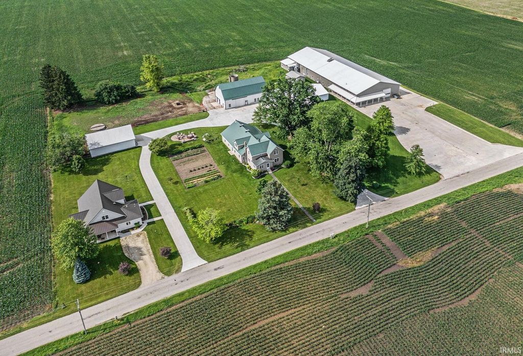 9135 W 750 North, Etna Green, IN 46524