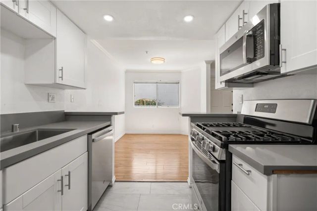 4511 Murietta Avenue 8, Sherman Oaks, CA 91423