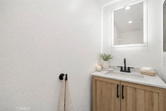 4511 Murietta Avenue 8, Sherman Oaks, CA 91423