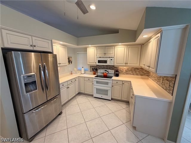 108 Palmetto Dunes CIR, Naples, FL 34113