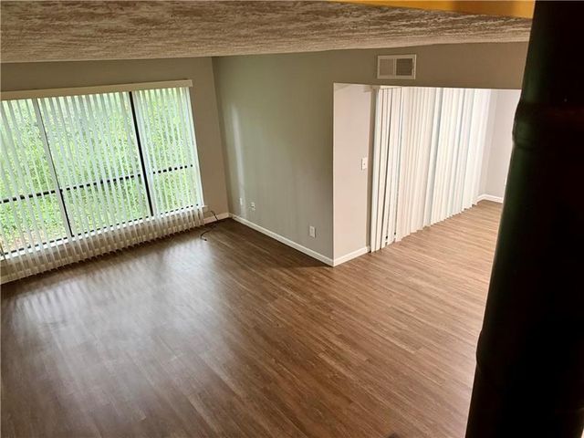 1059 Mariners Drive, Stone Mountain, GA 30083