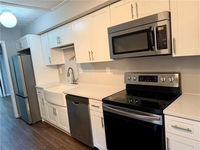 1059 Mariners Drive, Stone Mountain, GA 30083
