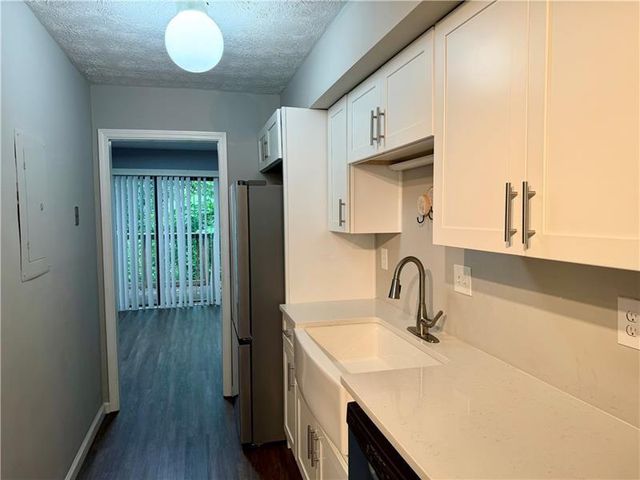 1059 Mariners Drive, Stone Mountain, GA 30083
