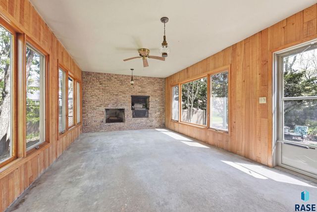310 E 28th St Street, Sioux Falls, SD 57105