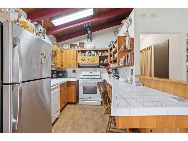 1014 Se 175TH Pl, Portland, OR 97233