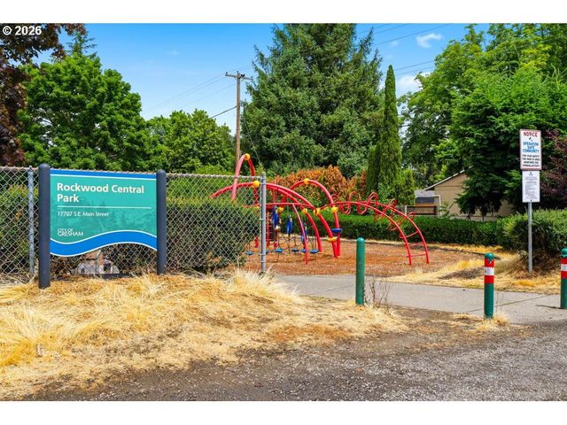 1014 Se 175TH Pl, Portland, OR 97233