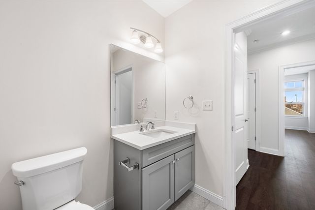 69 Foundry St 310, Wakefield, MA 01880