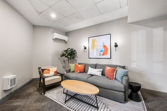 69 Foundry St 310, Wakefield, MA 01880