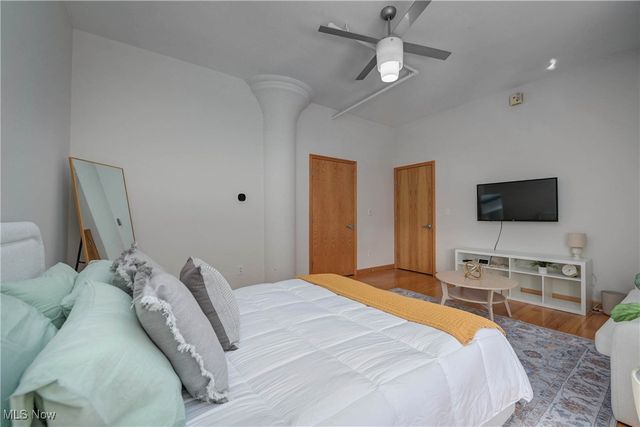 2077 E 4th Street 4E, Cleveland, OH 44115