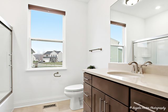 8505 White Oaks Court, Wonder Lake, IL 60097