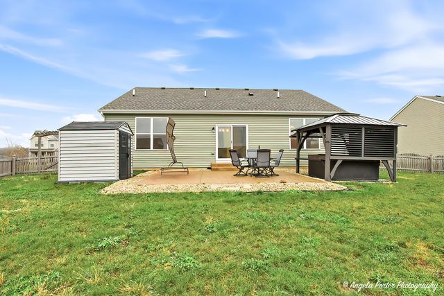 8505 White Oaks Court, Wonder Lake, IL 60097