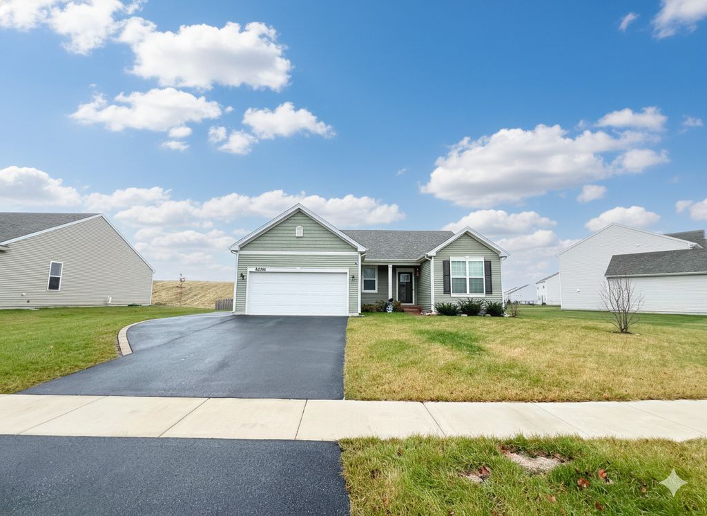 8505 White Oaks Court, Wonder Lake, IL 60097