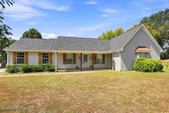 5285 Wildwood Drive, Southaven, MS 38671