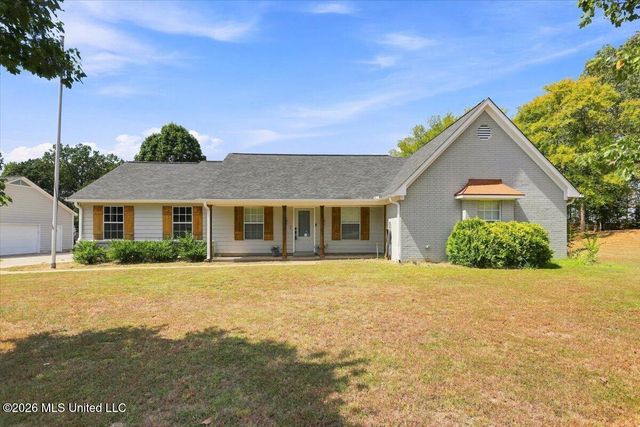 5285 Wildwood Drive, Southaven, MS 38671