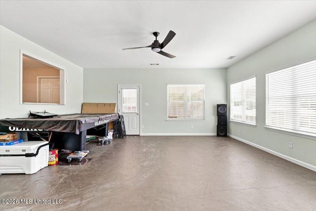 5285 Wildwood Drive, Southaven, MS 38671