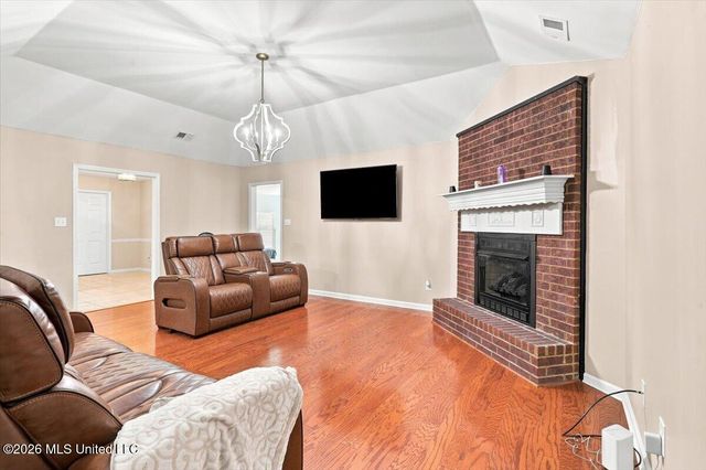 5285 Wildwood Drive, Southaven, MS 38671