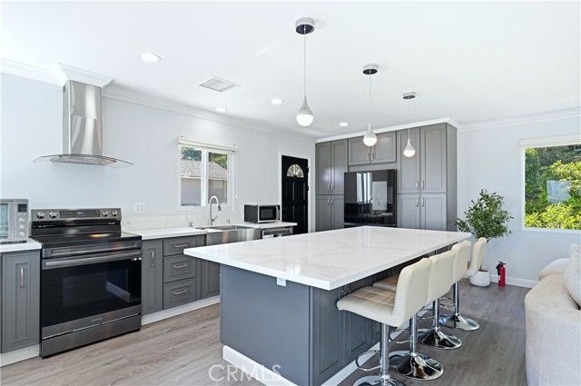 334 Anita Drive, Pasadena, CA 91105