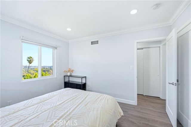 334 Anita Drive, Pasadena, CA 91105