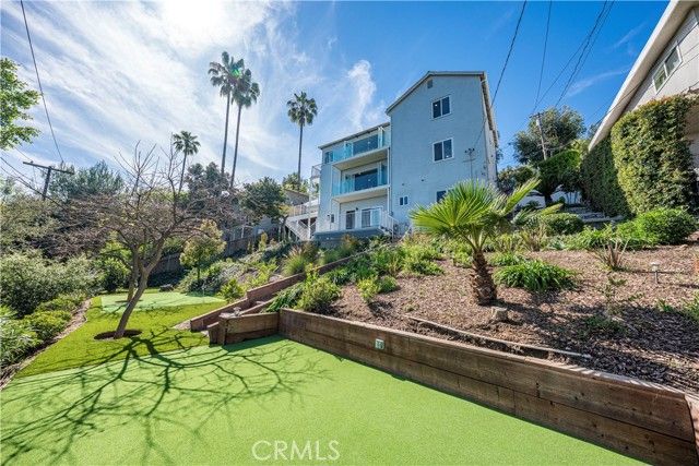 334 Anita Drive, Pasadena, CA 91105