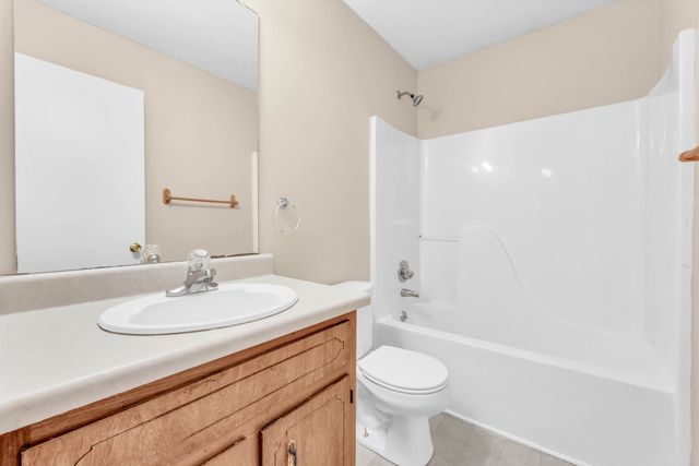 371 Peabody Dr, Clarksville, TN 37042