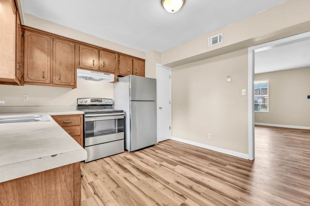 371 Peabody Dr, Clarksville, TN 37042