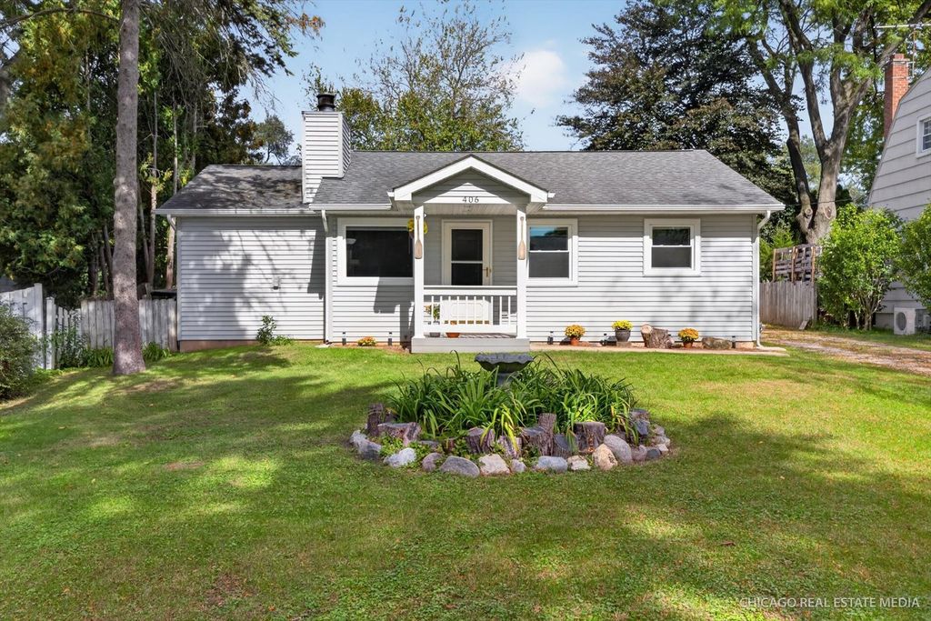 406 Woodbine Avenue, Island Lake, IL 60042 — exterior