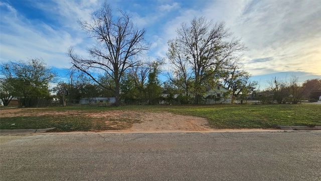 1301 Pecan Street, Abilene, TX 79602
