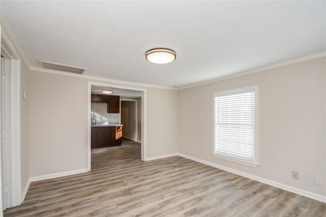 1051 W Little York Road, Houston, TX 77091