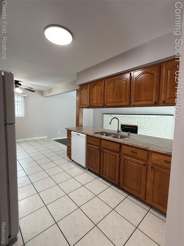 11477 Aspen Drive, Plymouth Charter Township, MI 48170