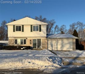 11477 Aspen Drive, Plymouth Charter Township, MI 48170
