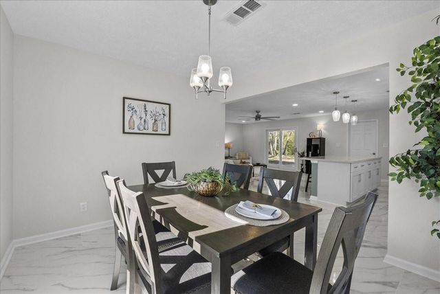 12219 Oakline Drive, Brookside, TX 77581