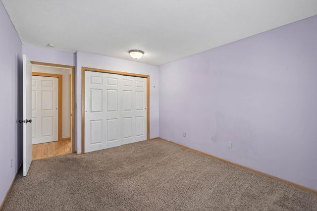 920 9th Avenue S 5, Hopkins, MN 55343