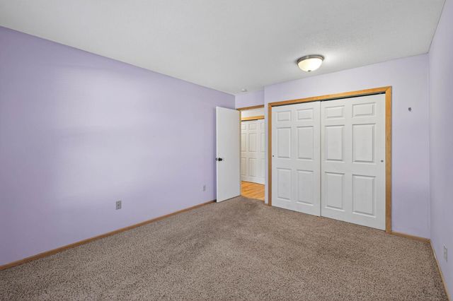 920 9th Avenue S 5, Hopkins, MN 55343