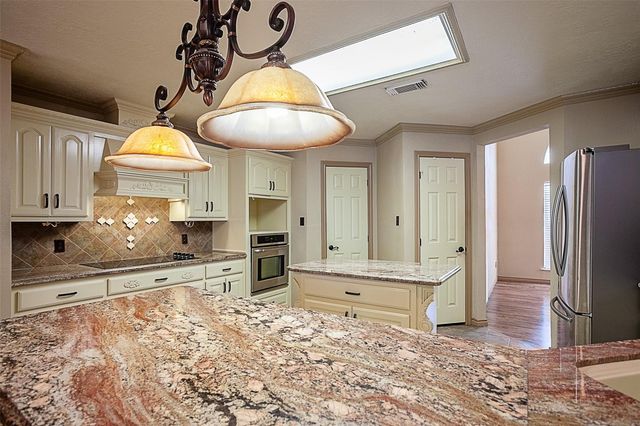 7908 Tom Drive, Port Arthur, TX 77642