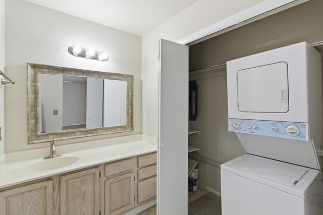 1512 Lafayette Drive, B, Columbus, OH 43220