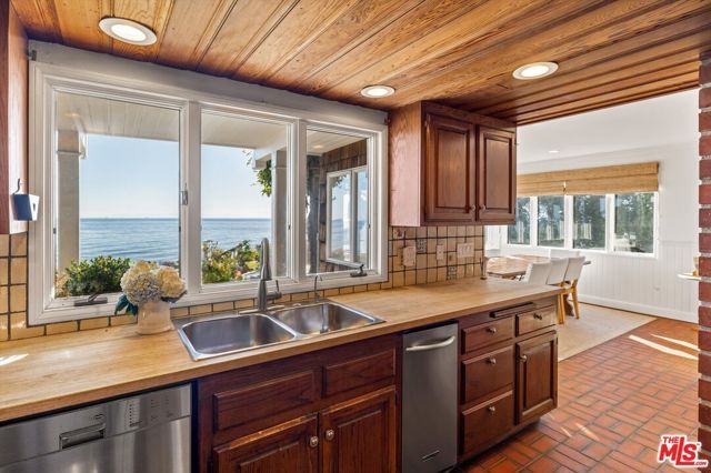 2315 Finney Street, Summerland, CA 93067