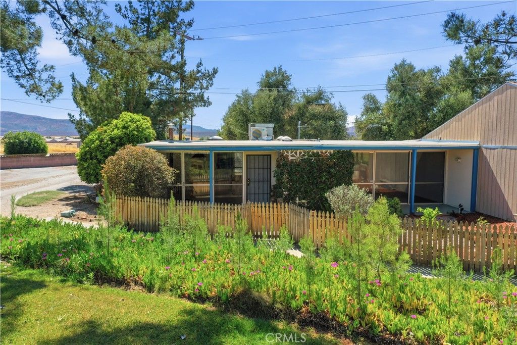 Image 1 of property listing at 600 Gibbel, Hemet, CA 92543