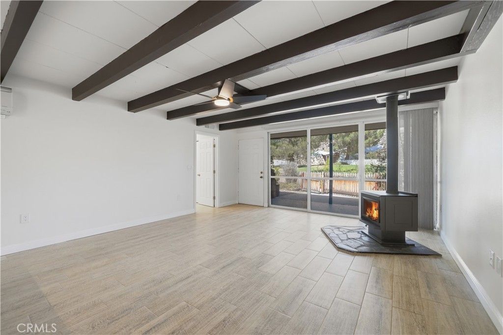 Image 11 of property listing at 600 Gibbel, Hemet, CA 92543