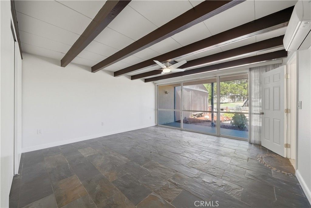 Image 13 of property listing at 600 Gibbel, Hemet, CA 92543