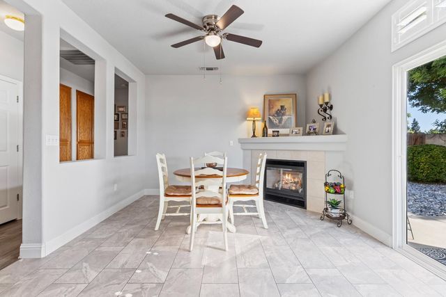 3300 Spring Garden Dr, Turlock, CA 95382