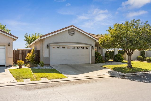 3300 Spring Garden Dr, Turlock, CA 95382