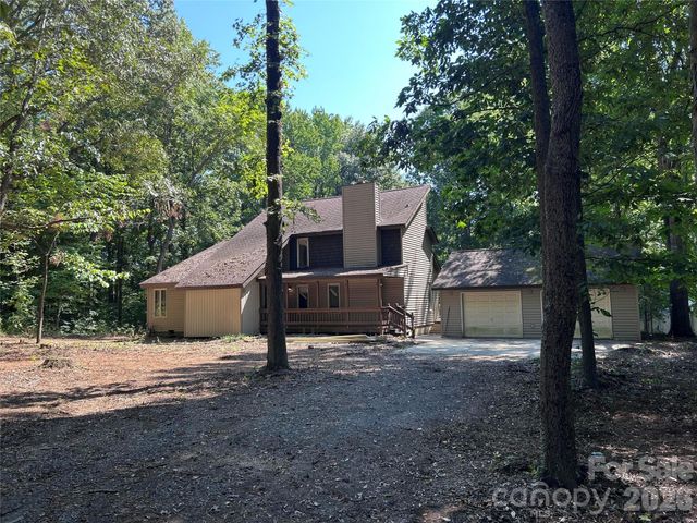 8209 Addison Drive, Harrisburg, NC 28075