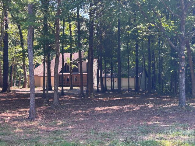 8209 Addison Drive, Harrisburg, NC 28075